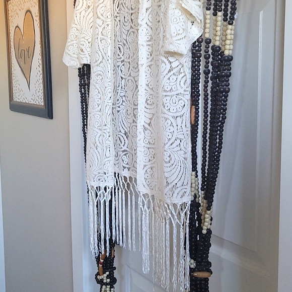 Gorgeous boho cover-up - Picture 6 of 7